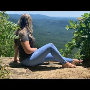 Meet your Posher, Gina